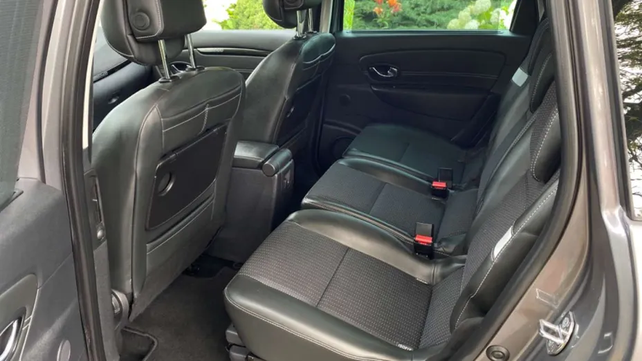 RENAULT Grand Scenic -