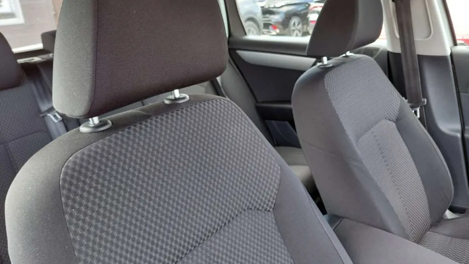 VOLKSWAGEN Passat -