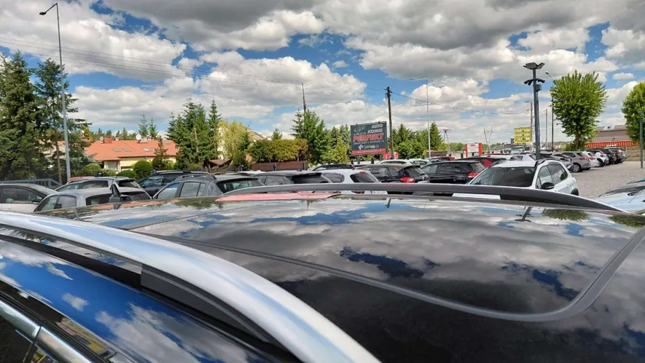 VOLKSWAGEN Tiguan -