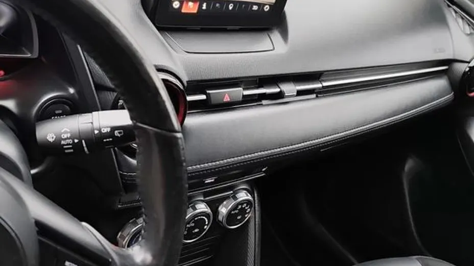 MAZDA CX-3 -