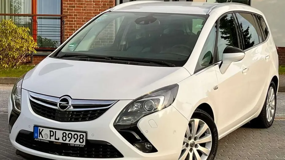 OPEL Zafira -