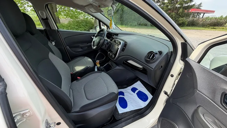 RENAULT Captur -