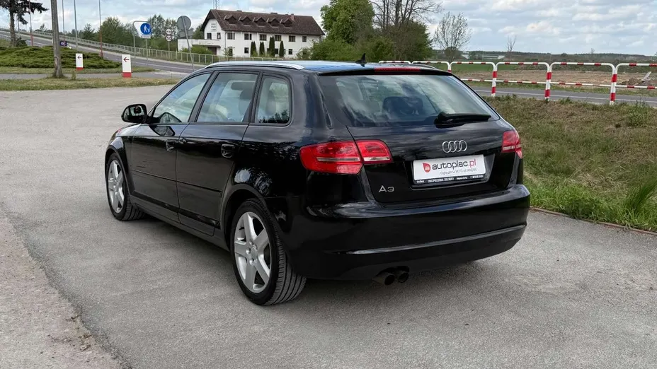 AUDI A3 Sportback -