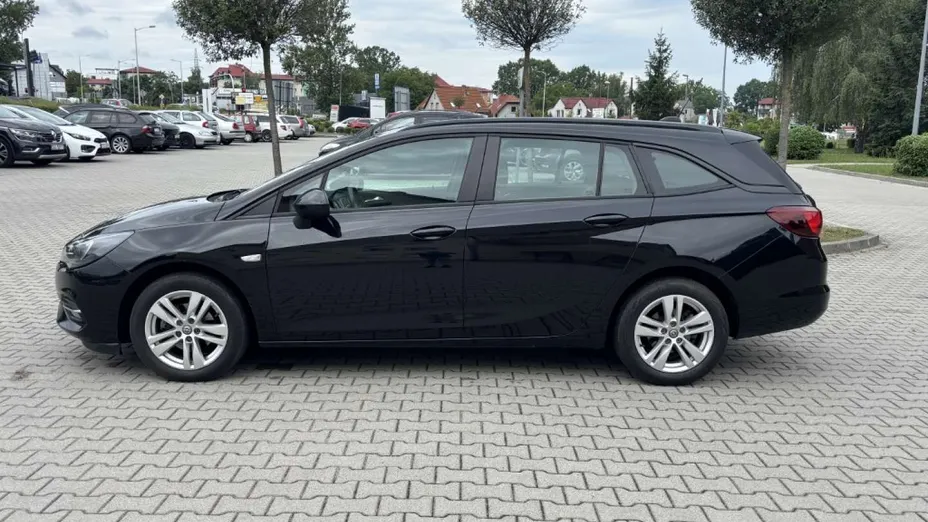 OPEL Astra -