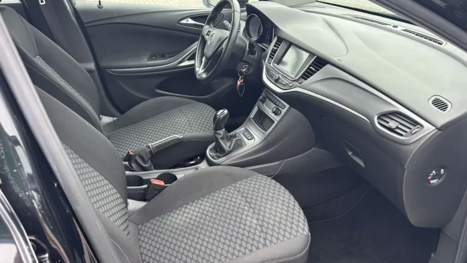 OPEL Astra -