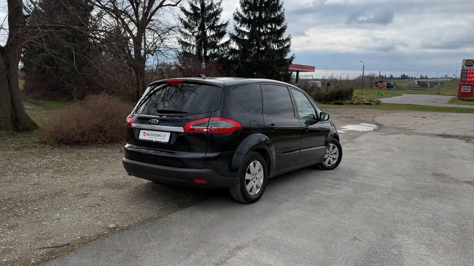 FORD S-MAX -