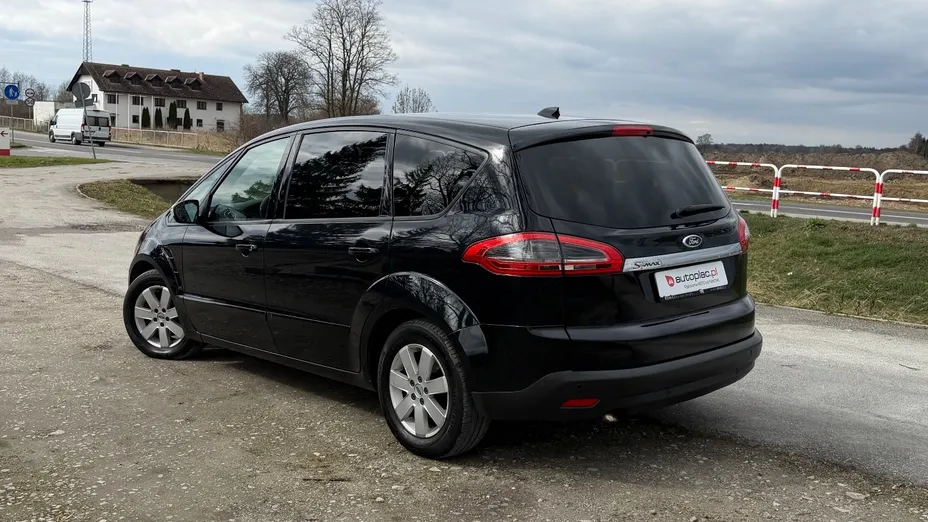 FORD S-MAX -