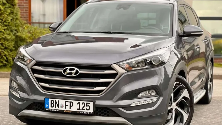 HYUNDAI Tucson -