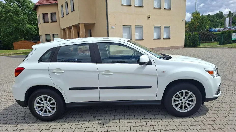 MITSUBISHI ASX -