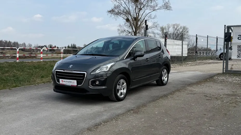 PEUGEOT 3008 -