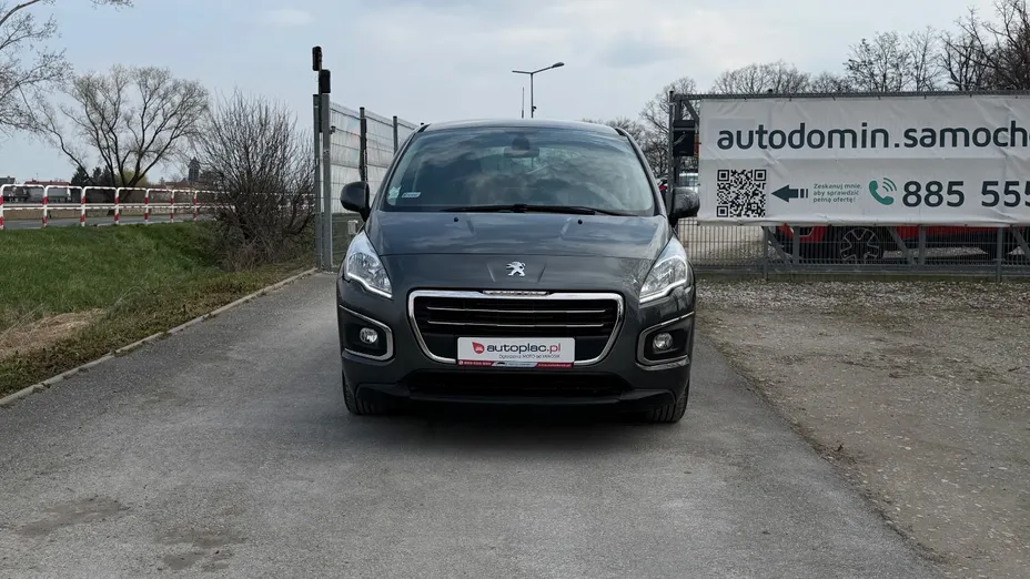 PEUGEOT 3008 -