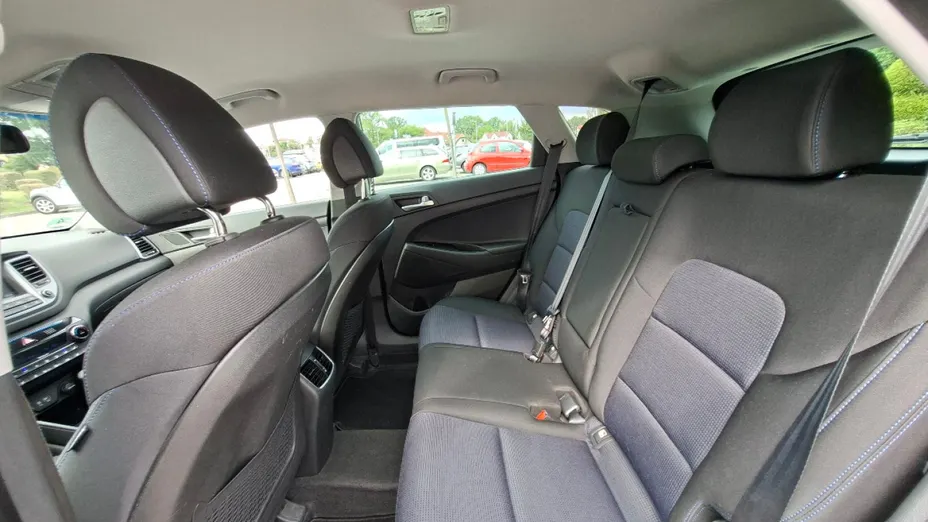 HYUNDAI Tucson -