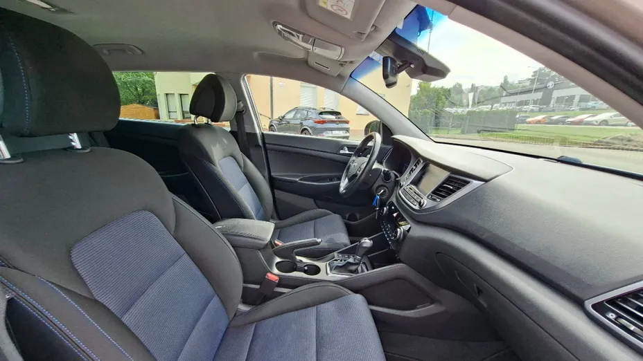 HYUNDAI Tucson -