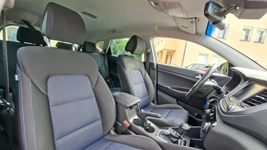HYUNDAI Tucson -