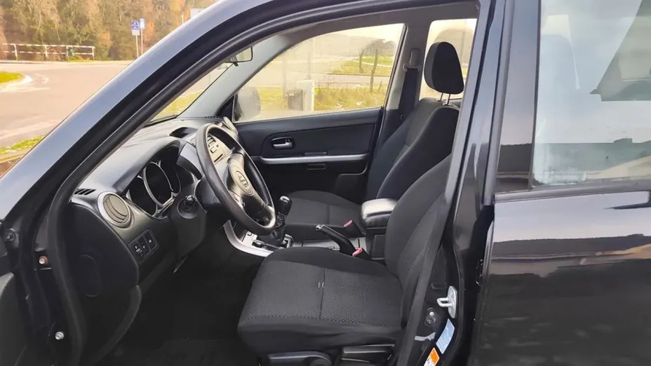 SUZUKI Grand Vitara -