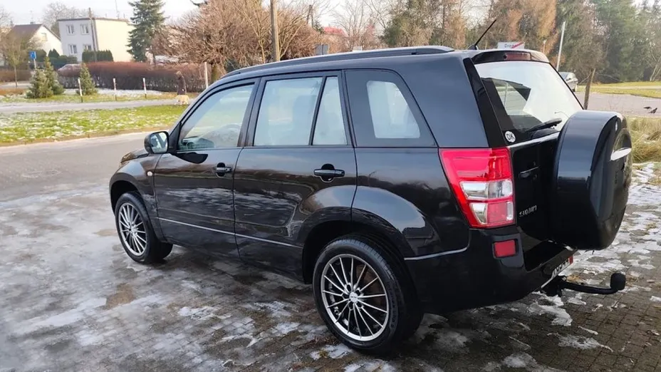 SUZUKI Grand Vitara -