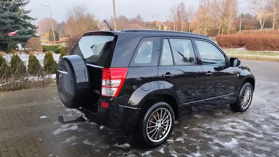 SUZUKI Grand Vitara -