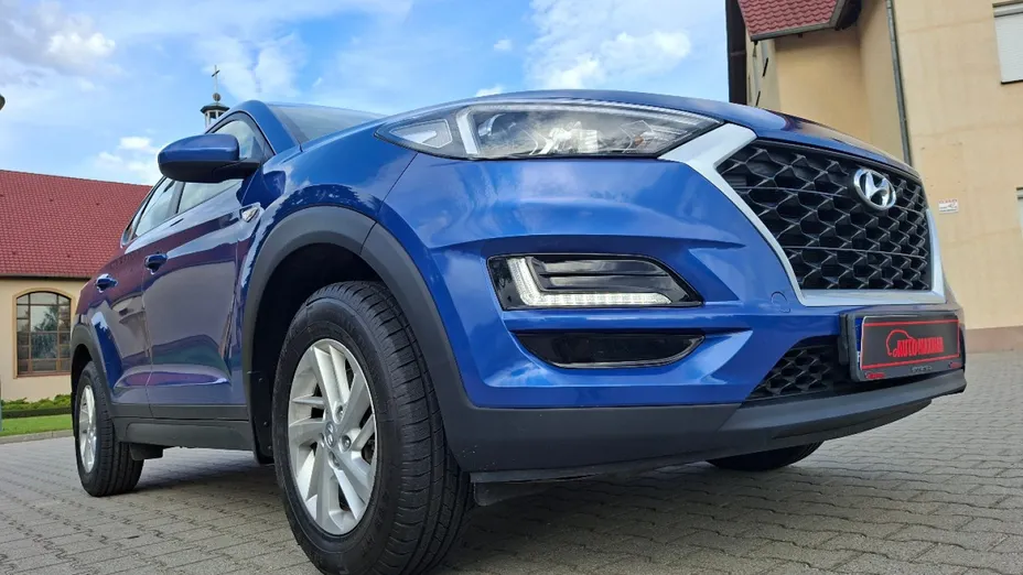 HYUNDAI Tucson -