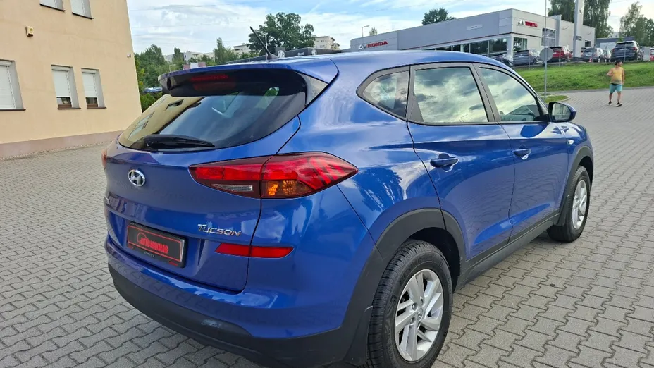HYUNDAI Tucson -