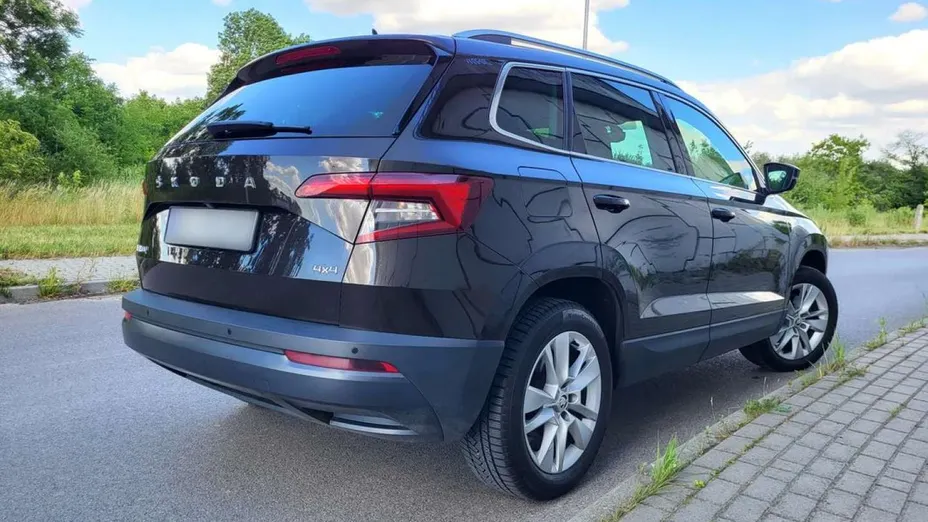 SKODA Karoq -