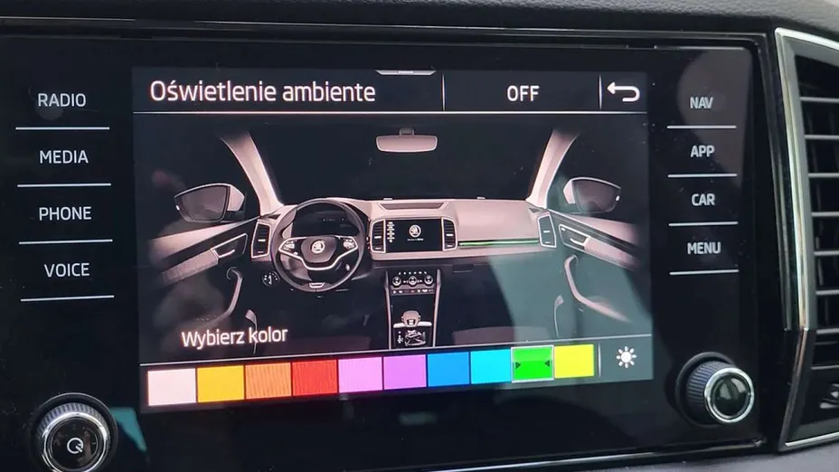 SKODA Karoq -