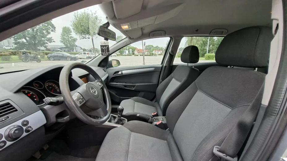 OPEL Astra -