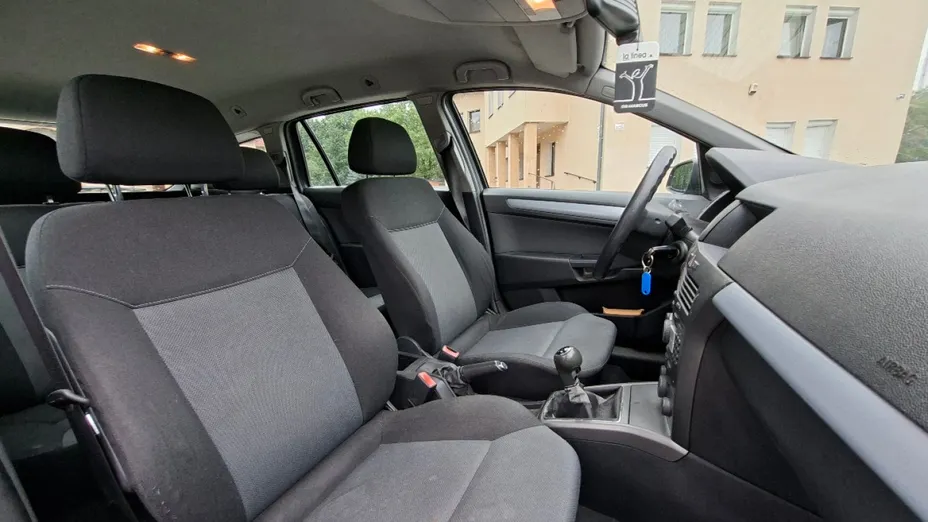 OPEL Astra -