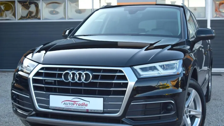 AUDI Q5 -