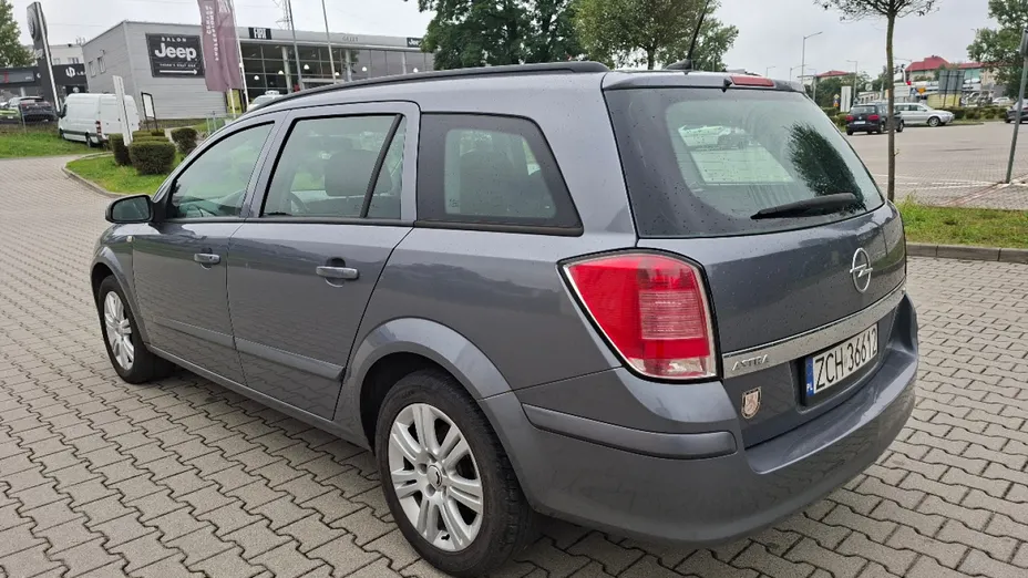 OPEL Astra -