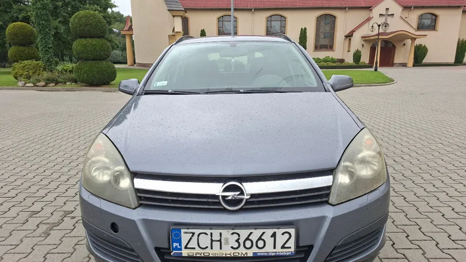 OPEL Astra -