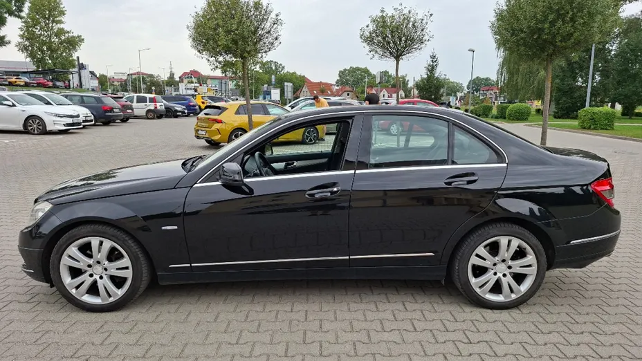 MERCEDES-BENZ C Klasa -