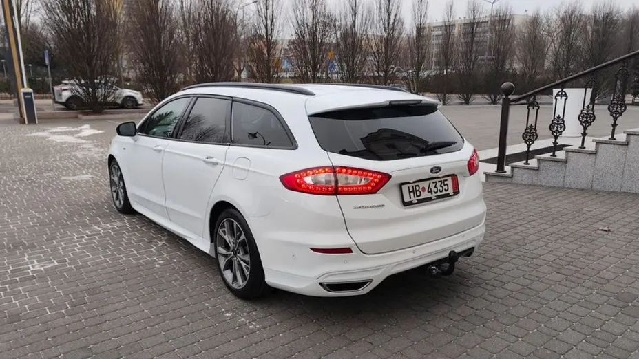 FORD Mondeo -