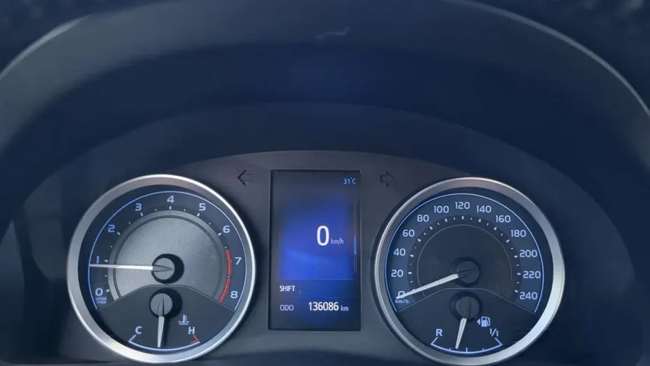 TOYOTA Corolla -