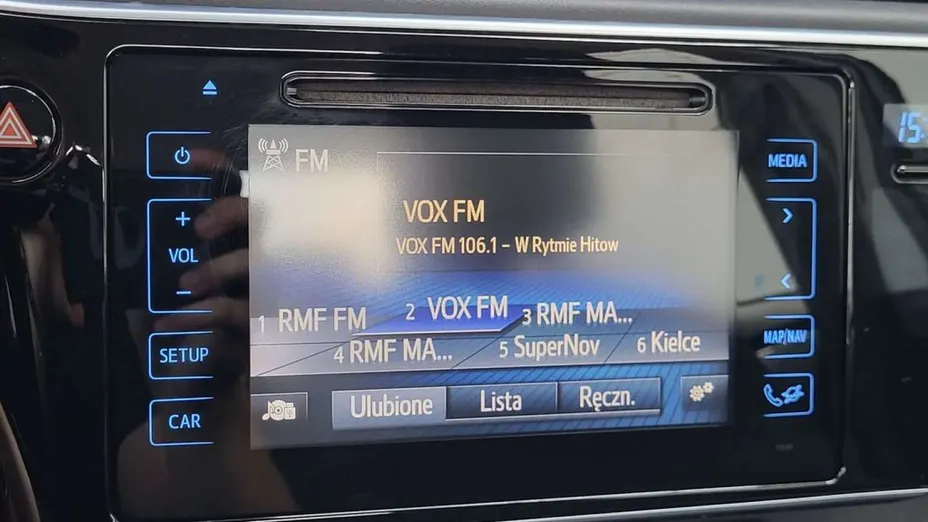TOYOTA Corolla -