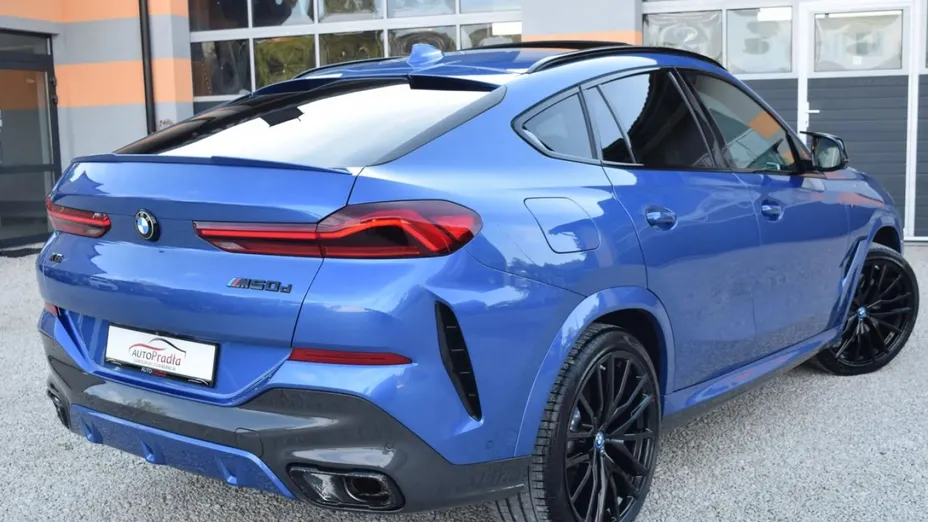 BMW X6 -