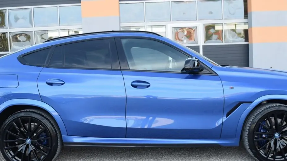 BMW X6 -