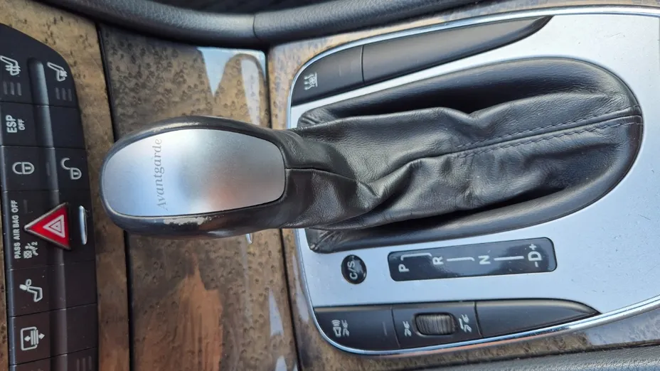 MERCEDES-BENZ E Klasa -