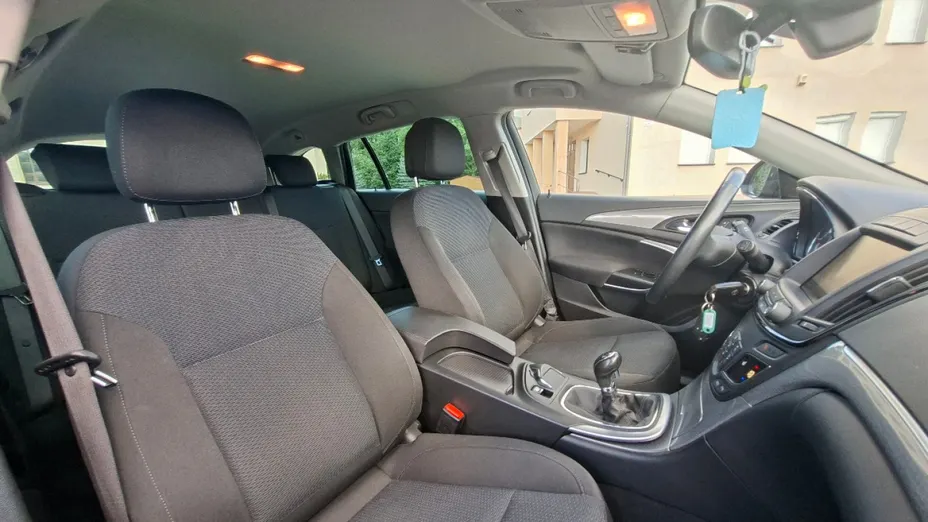OPEL Insignia -