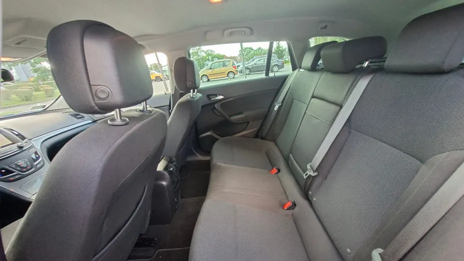 OPEL Insignia -