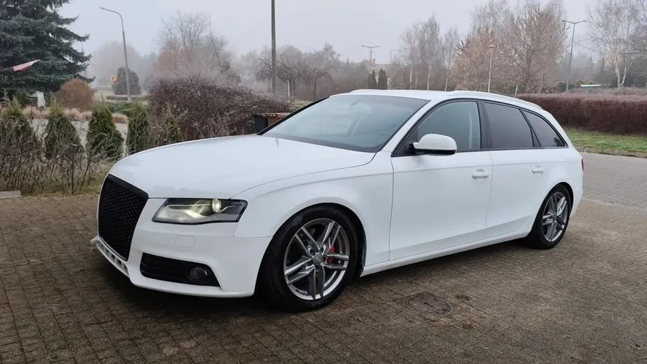 AUDI A4 Avant -