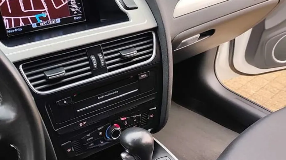 AUDI A4 Avant -