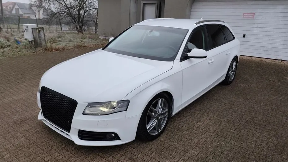 AUDI A4 Avant -