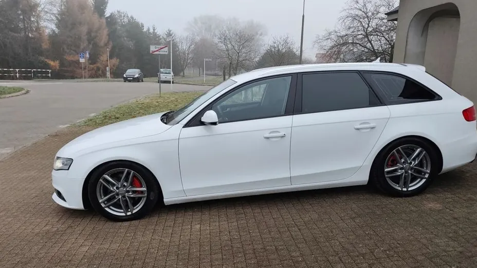 AUDI A4 Avant -