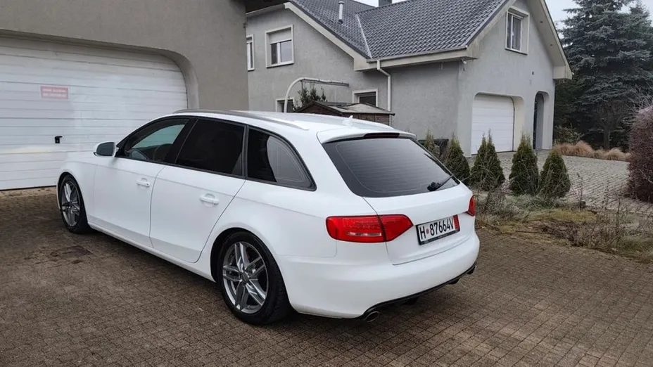 AUDI A4 Avant -
