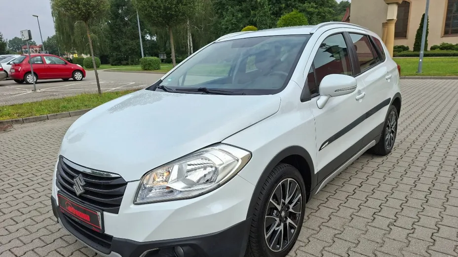 SUZUKI S-Cross -