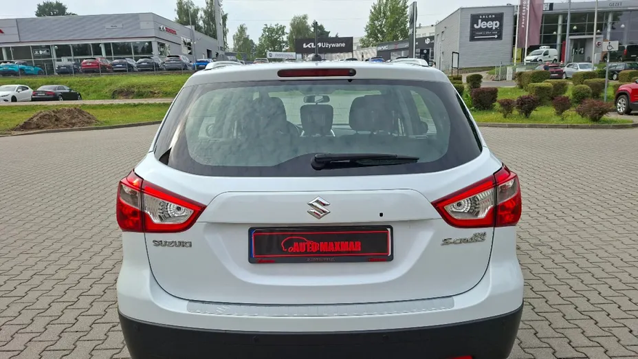SUZUKI S-Cross -