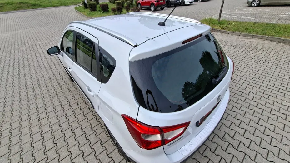 SUZUKI S-Cross -