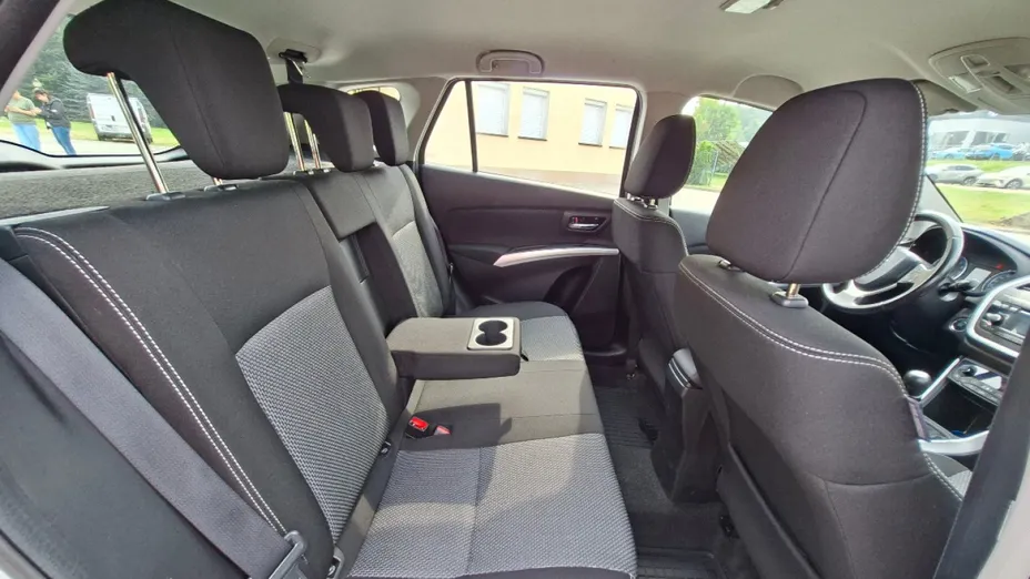SUZUKI S-Cross -
