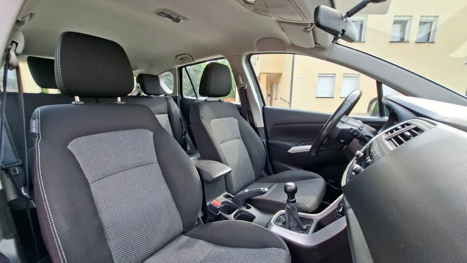 SUZUKI S-Cross -