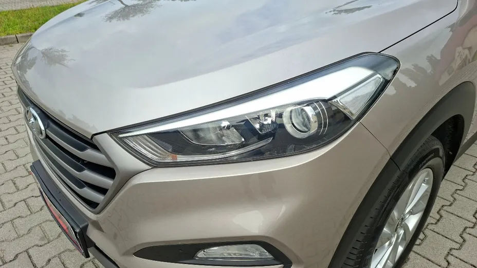 HYUNDAI Tucson -